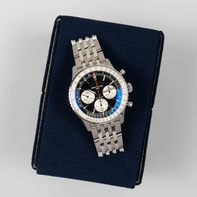 Breitling Navitimer B01 Chronograph 43 AB0138 Image 7